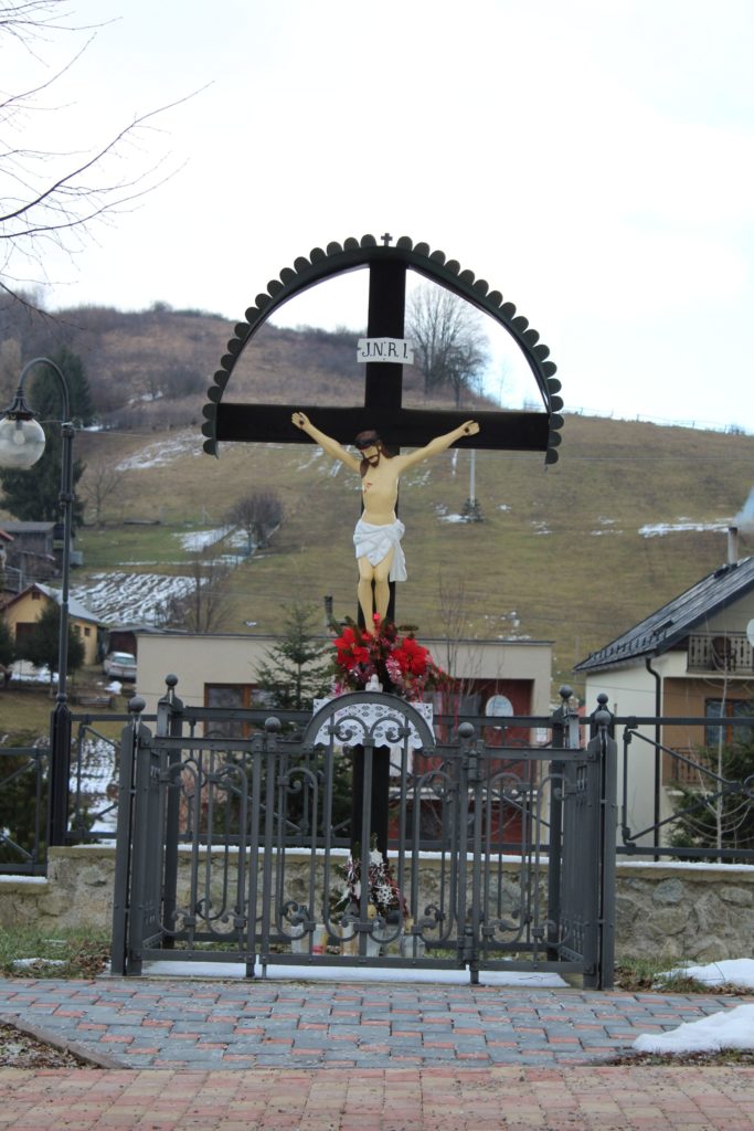 Cross of Liptovské Sliače - Nižný, at the intersection of Hlavná - Na Majeri
