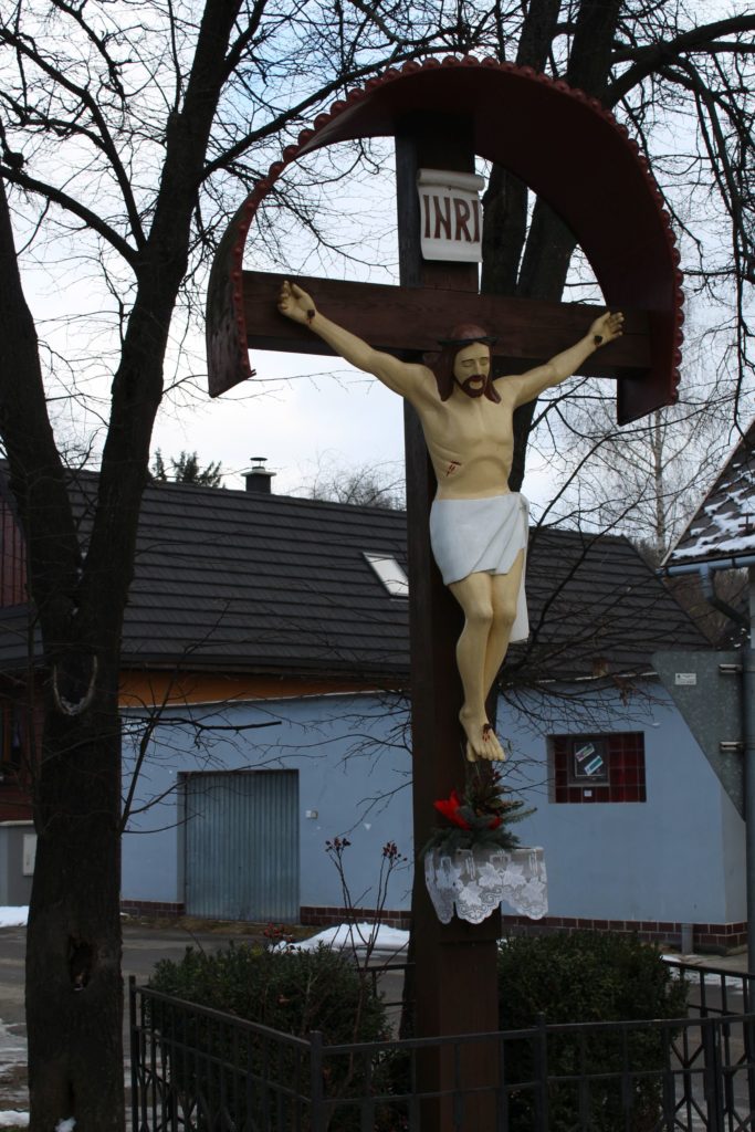 Cross of Liptovské Sliače - Nižný, at the intersection of Hlavná - Záhumnie Cross of Liptovské Sliače - Nižný, at the intersection of Hlavná - Záhumnie