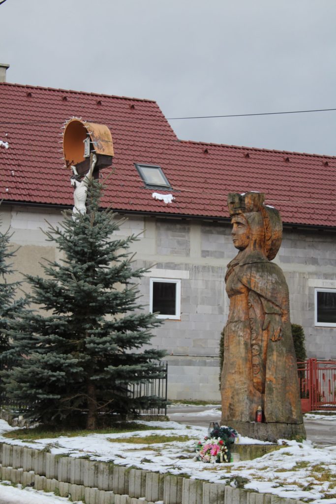 Kríž Liptovské Sliače - Stredný, Pažite