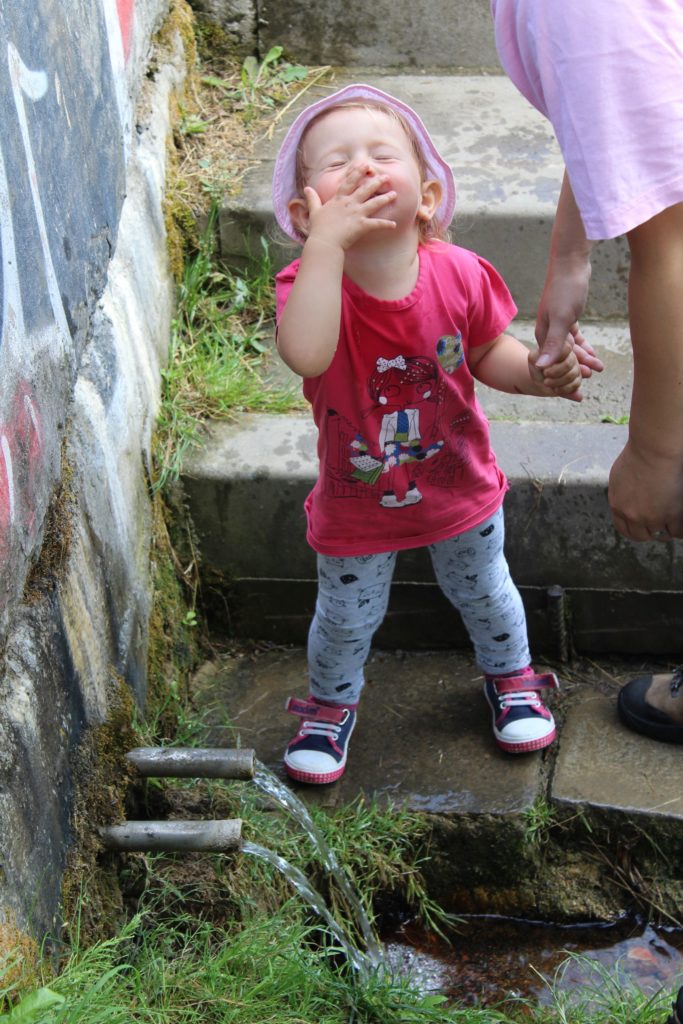 A Round Trip to Mineral Waters A Round Trip to Mineral Waters