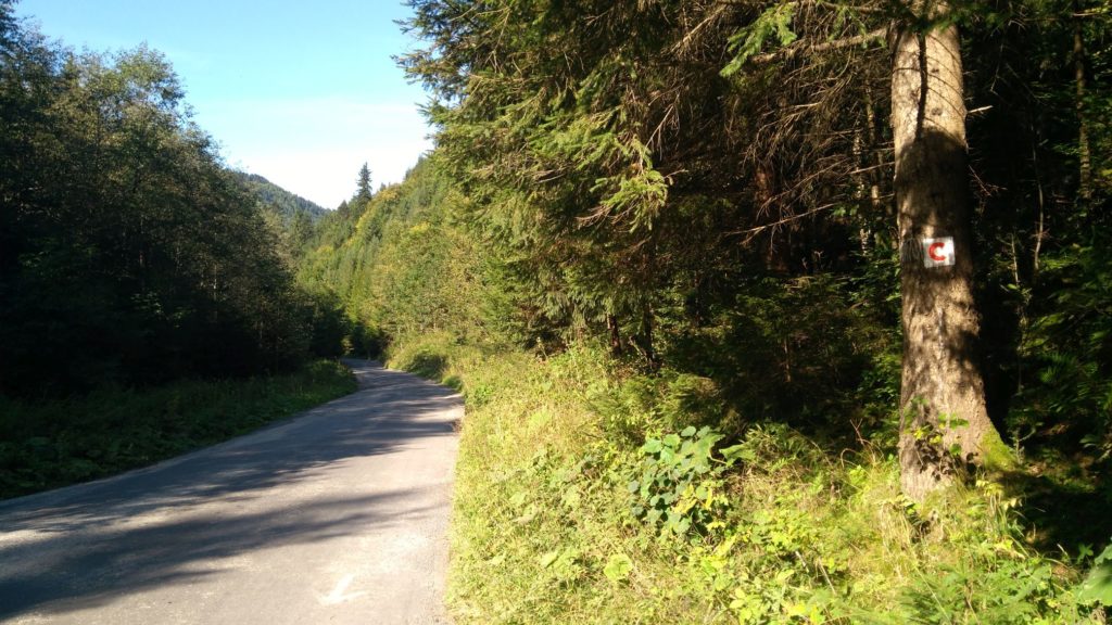 Ľupčianskou dolinou 09