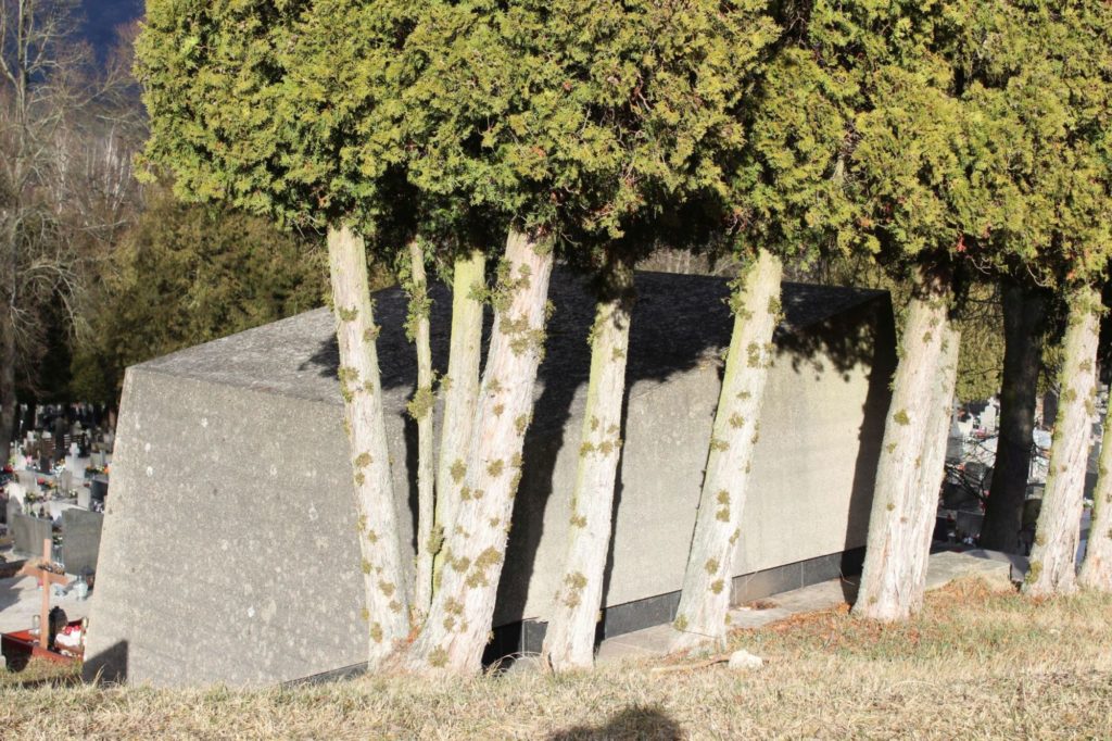 Hrobka Ľudovíta Fullu 06 Hrobka Ľudovíta Fullu 06