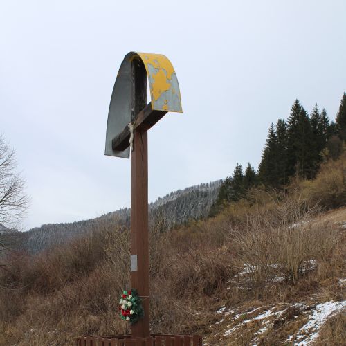 Kríž na Chlmkoch Hrboltová