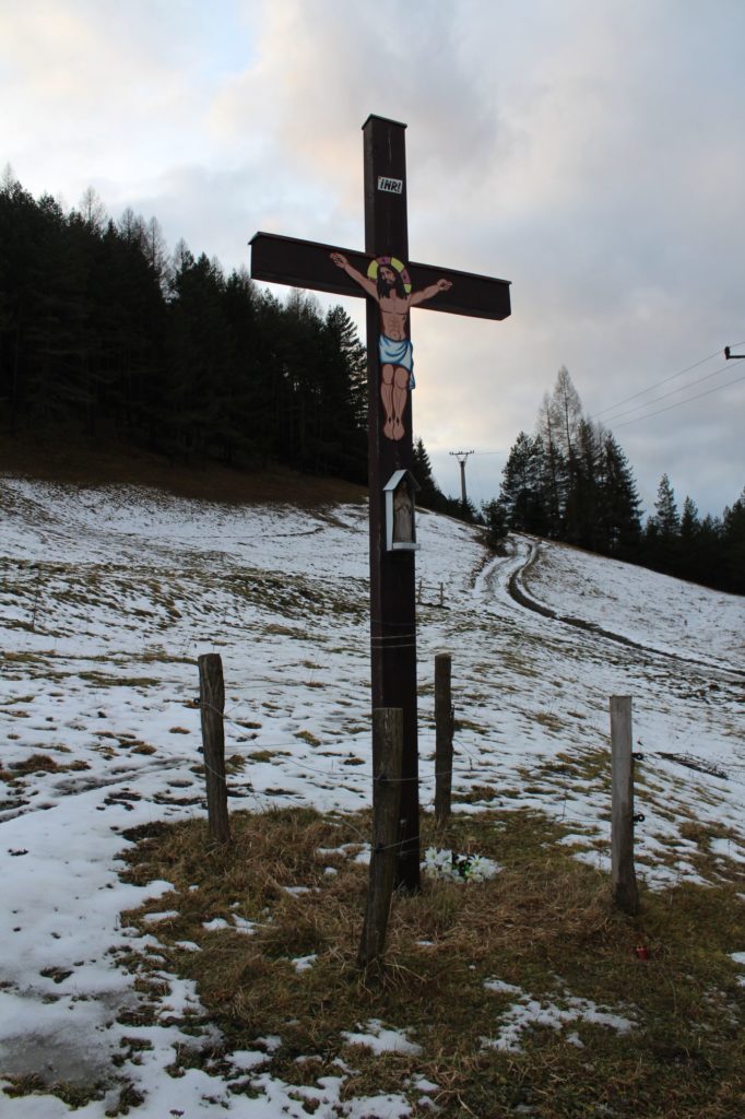 Kríž Černová, Lanoviská 05