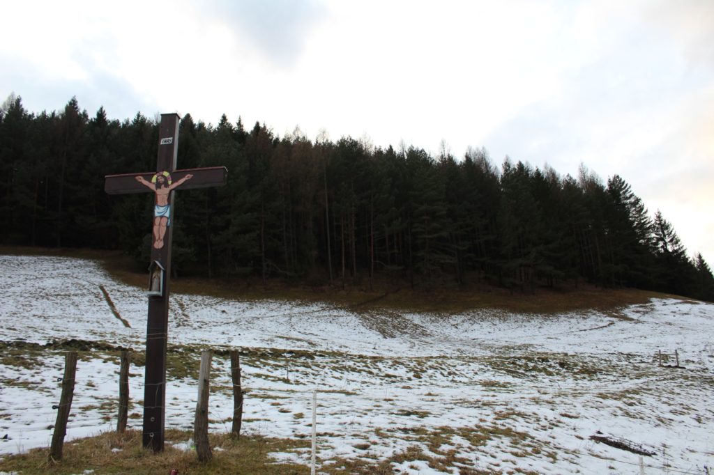 Kríž Černová, Lanoviská 06