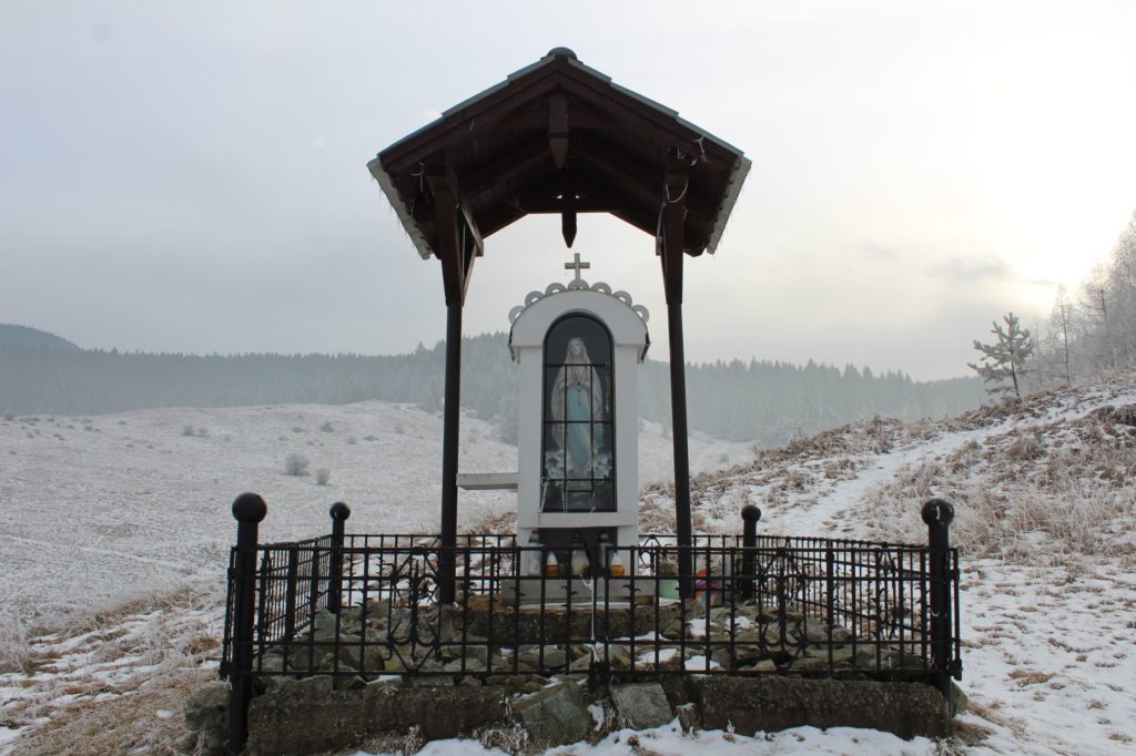 Kaplnka Liptovské Sliače - Stredný, nad Medokýšom 05 Kaplnka Liptovské Sliače - Stredný, nad Medokýšom 05