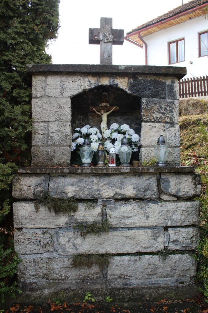 Kaplnka Lúčky, križovatka Slobody - Cintorínska 04