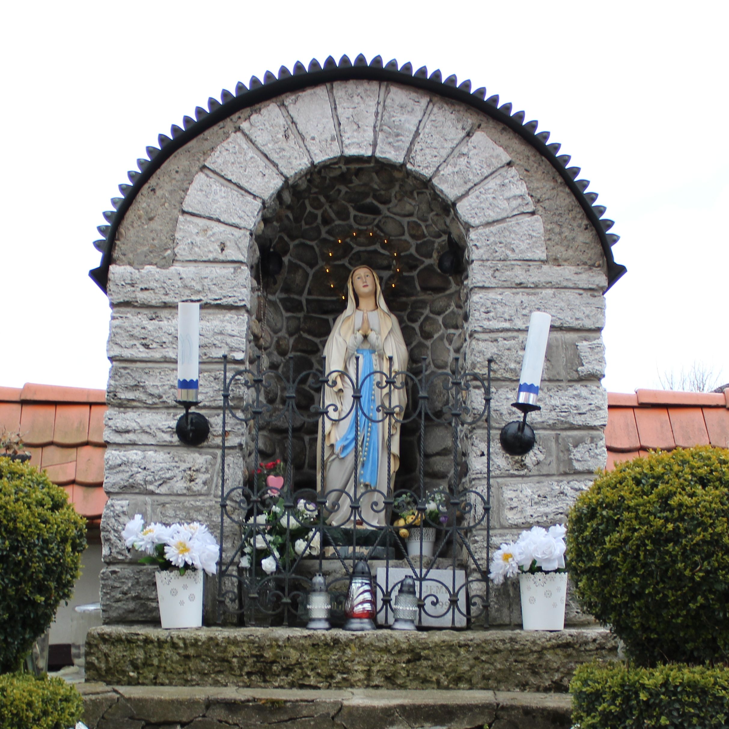 Chapel by the Church of St. Simon and Jude in Liptovské Sliače – Stredný