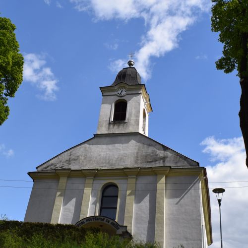 Kostol Povýšenia sv. Kríža v Hubovej