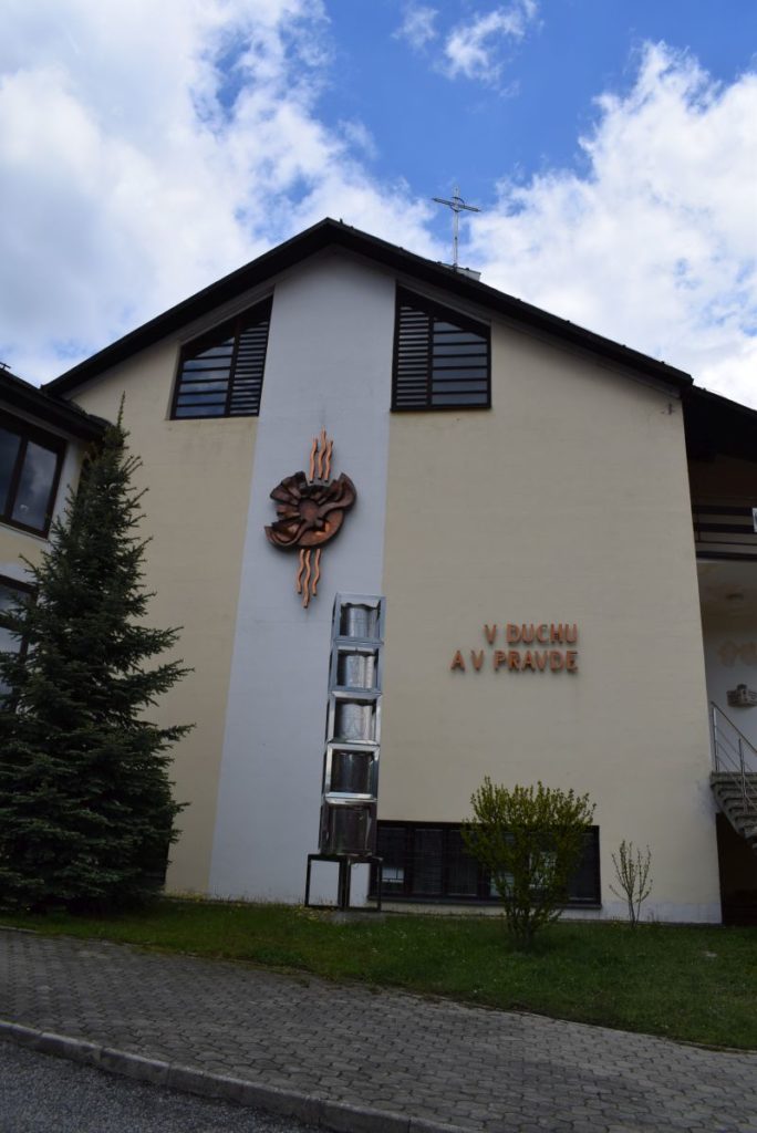 Kostol Sedembolestnej Panny Márie v Švošove 02
