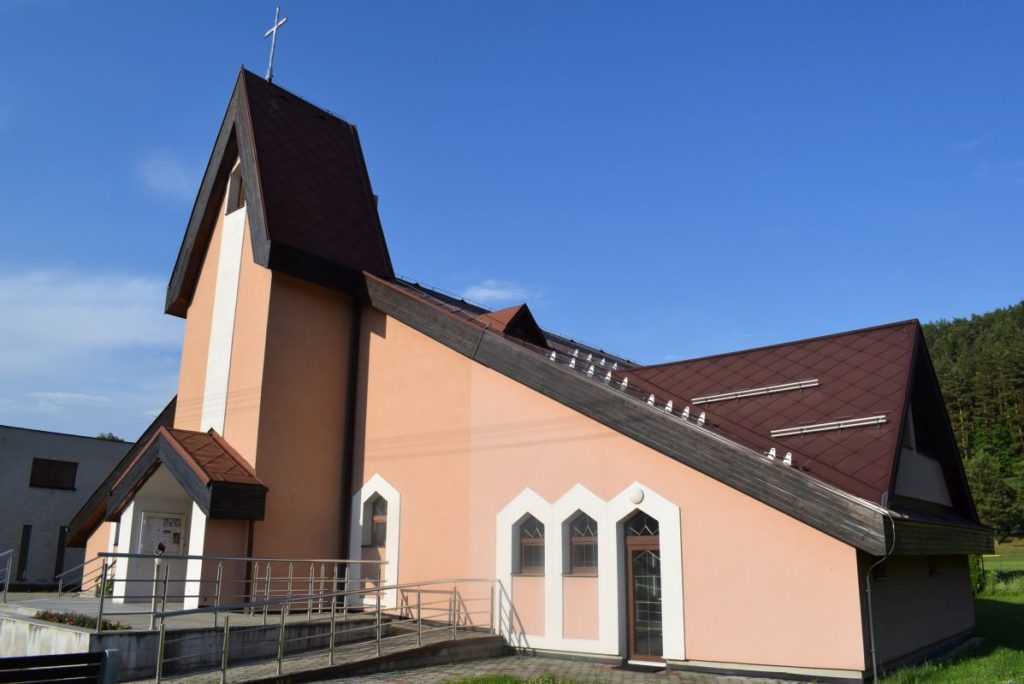 Kostol Svätej rodiny v Štiavničke 01 Kostol Svätej rodiny v Štiavničke 01