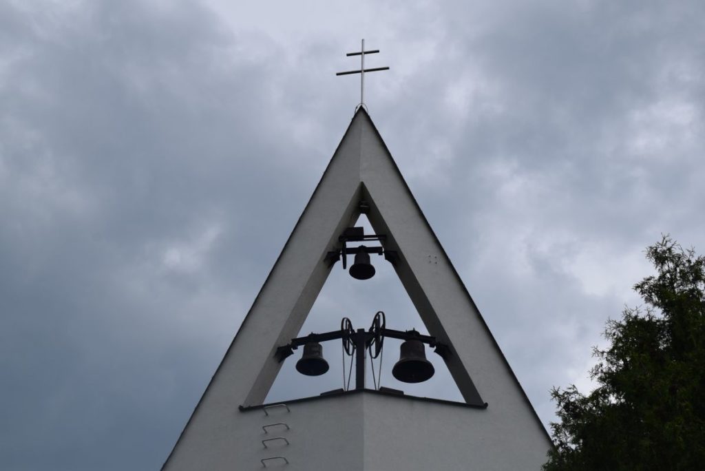 Kostol sv. Cyrila a Metoda v Ivachnovej 05 Kostol sv. Cyrila a Metoda v Ivachnovej 05