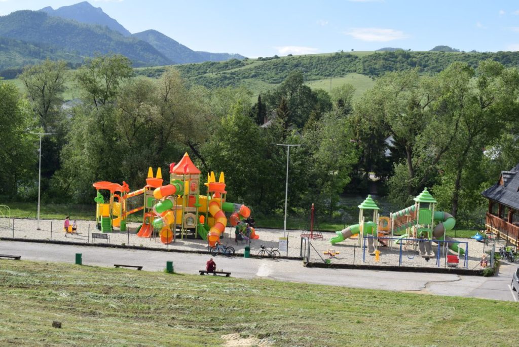 Koliba Bešeňovka 01