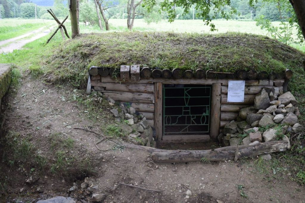Obranný bunker pri Liptovskej Osade 05 Obranný bunker pri Liptovskej Osade 05