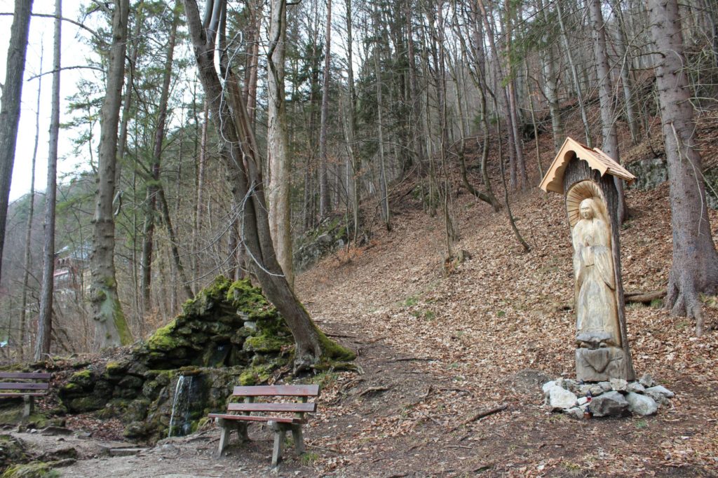 Prameň na ulici pod Orlíkom, Ľubochňa 01