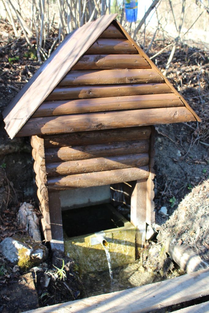 Studnička Dubovské lúky, Ružomberok - Hrboltová 04
