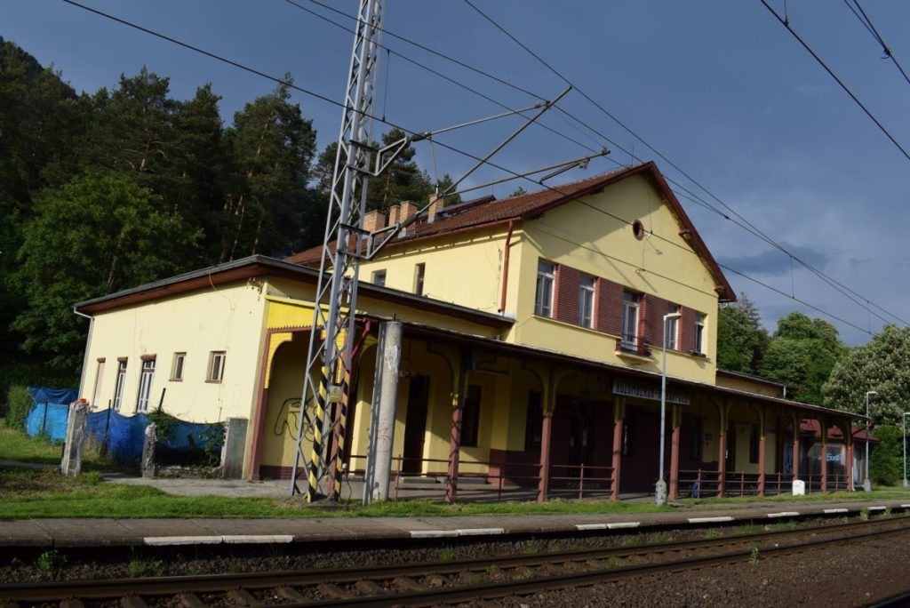 Železničná zastávka Ružomberok - Rybárpole 02 Železničná zastávka Ružomberok - Rybárpole 02