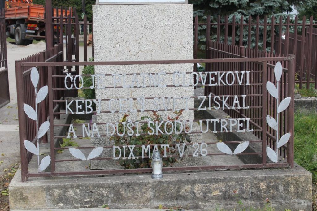 Kaplnka DIX. MAT. V. 26, Ludrová 02