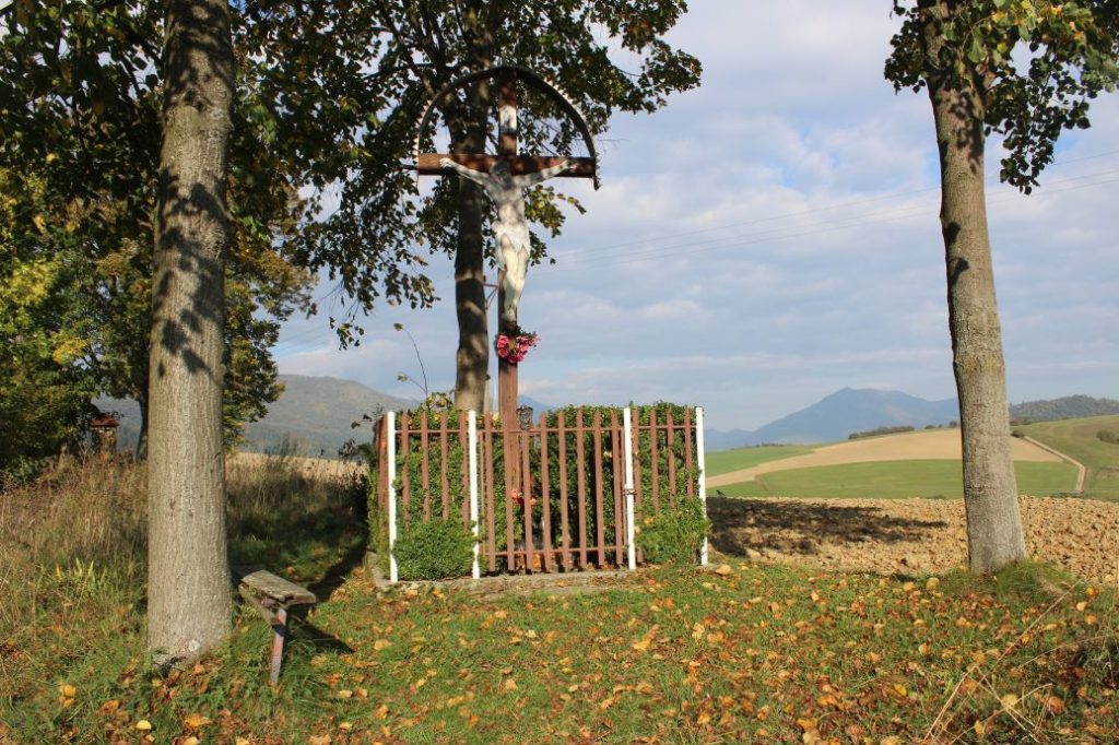Kríž Komjatná, Hôrka 04 Kríž Komjatná, Hôrka 04