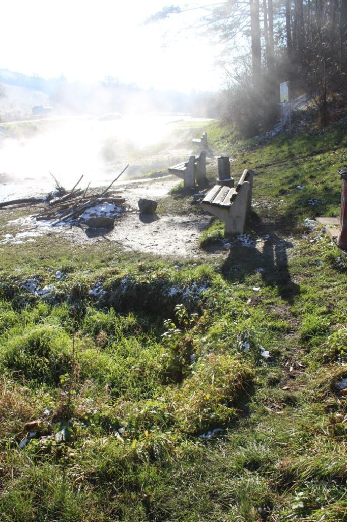 Prameň pri jazierku, Kalameny 04