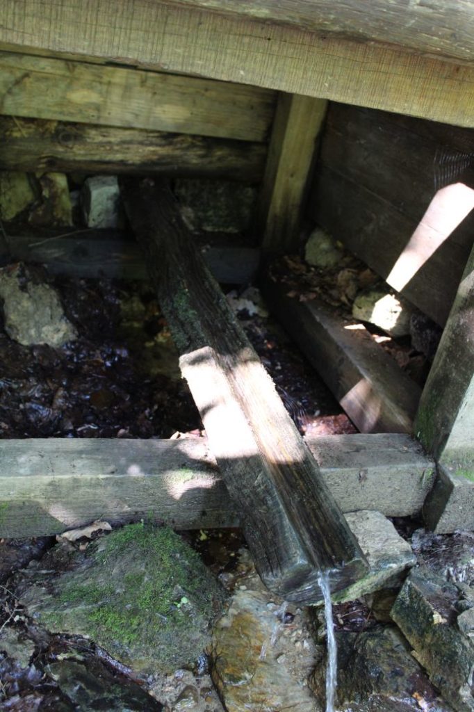 Studnička v Hiadeľskom sedle 04