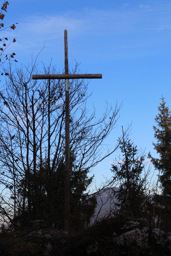 Kríž na Radičinej, Hrboltová 01