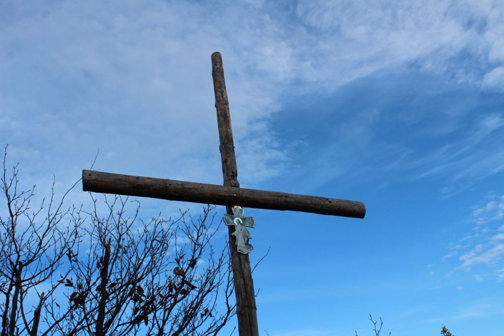 Kríž na Radičinej, Hrboltová 02