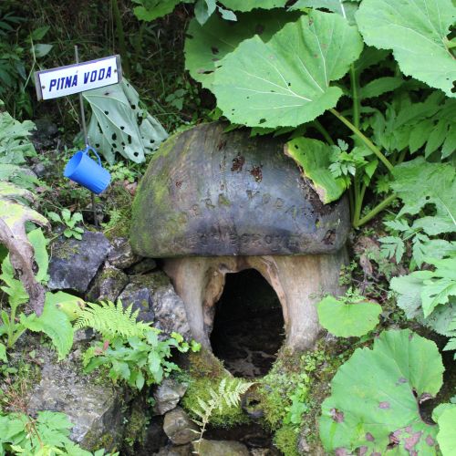 Well Dobrá Voda Spod Borovej, Ludrovská Valley