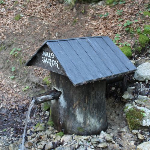 Well Malý Jarok, Černová