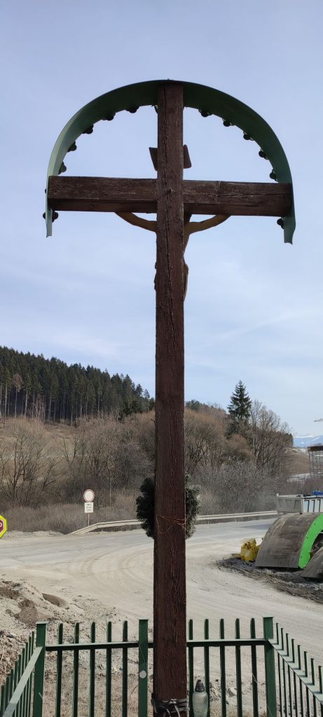 Kríž Likavka, pred Kramariskami 01 Kríž Likavka, pred Kramariskami 01