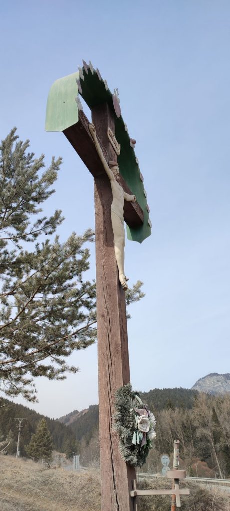 Kríž Likavka, pred Kramariskami 03 Kríž Likavka, pred Kramariskami 03