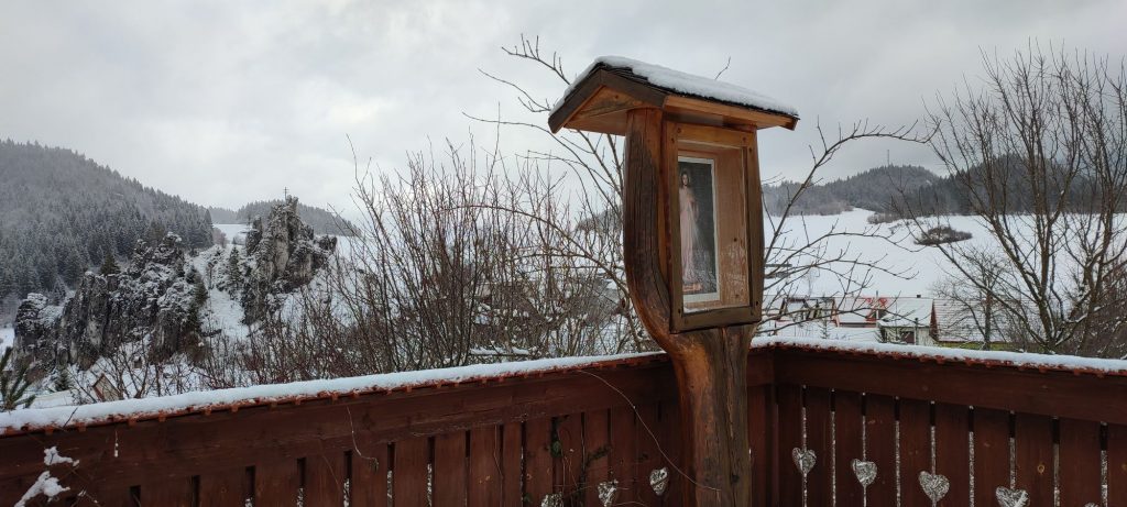 Zastavenie pri usadlosti, Studničná 02 Zastavenie pri usadlosti, Studničná 02