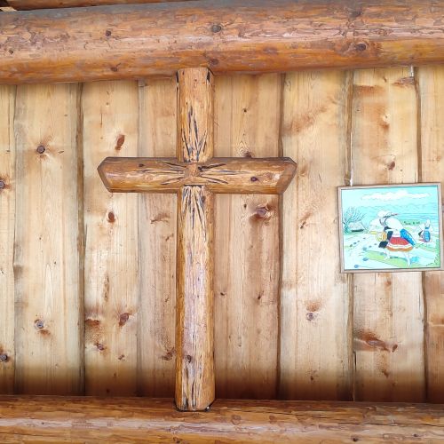 Station in a shepherd’s hut below a rocky cliff, Studničná