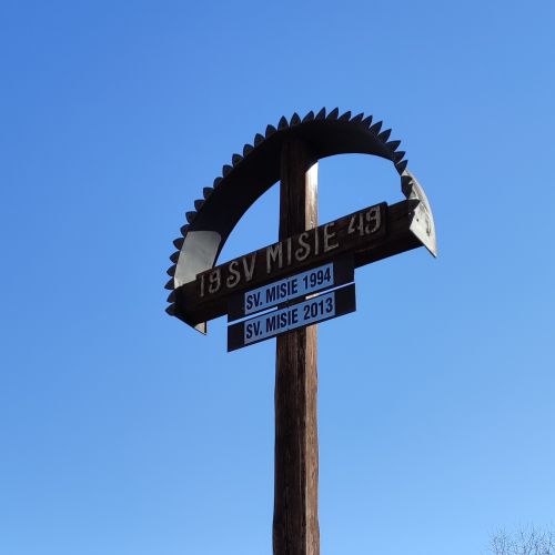 Misijný kríž pri kostole, Liptovské Sliače – Stredný