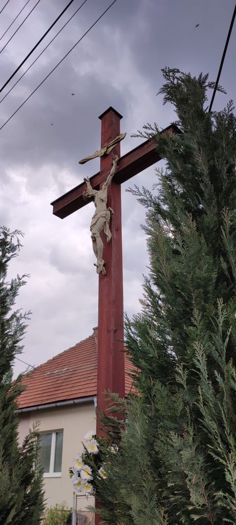 Kríž pri ihrisku, Stankovany 05