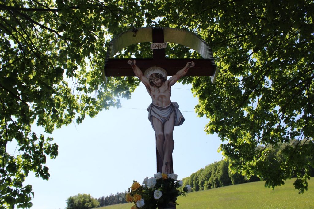 Kríž pred Kalamenmi, Lúčky 01 Kríž pred Kalamenmi, Lúčky 01