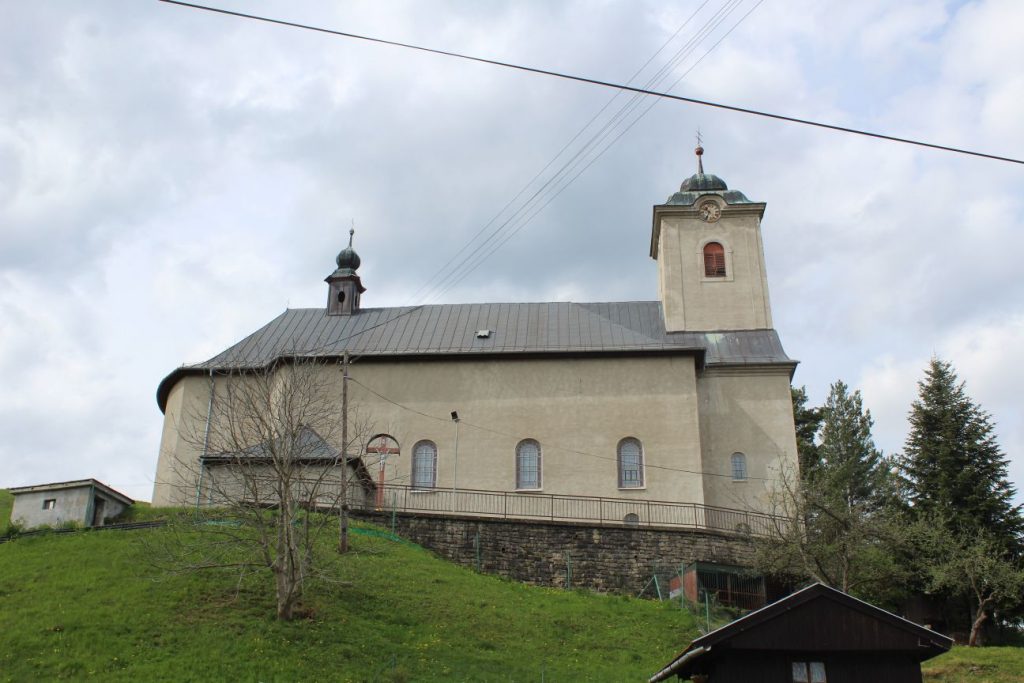 Kríž pri kostole, Ludrová 01