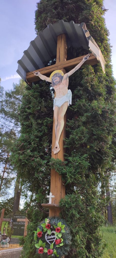 Kríž na starom cintoríne, Liptovská Osada 01