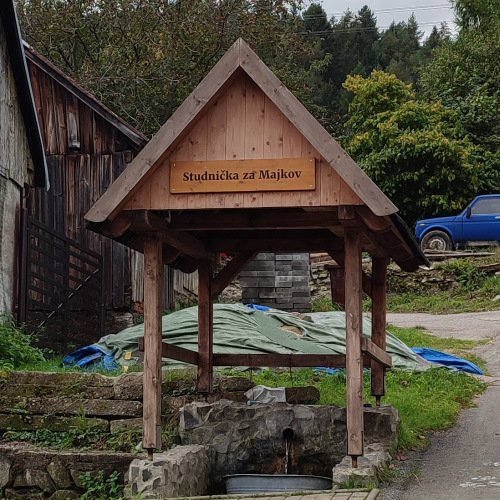 Studnička za Majkov, Černová