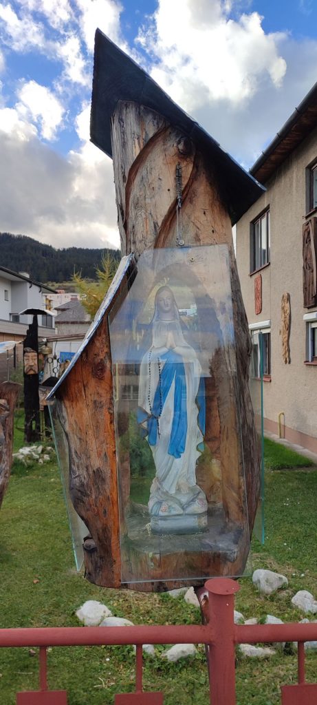 Zastavenie na ulici K. Krčméryho, Ružomberok 01